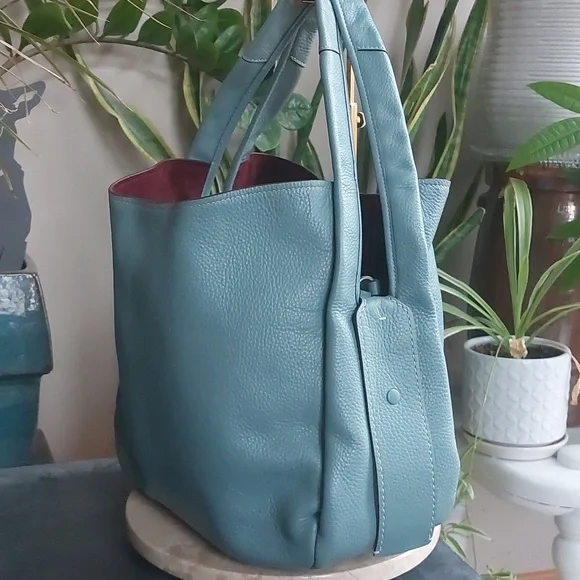 1941 Coach Bandit 39 retired steel blue & Oxblood sued with Prarie roses insert - Picture 5 of 17